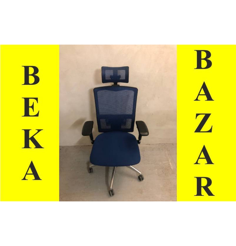 Kancelárska koliesková stolička v modrej farbe s opierkou hlavy