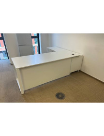 Kancelářský PC stůl se skříňkou - do L - bílý dekor