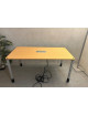 Kancelársky prísediaci PC stôl Steelcase - svetlý dekor
