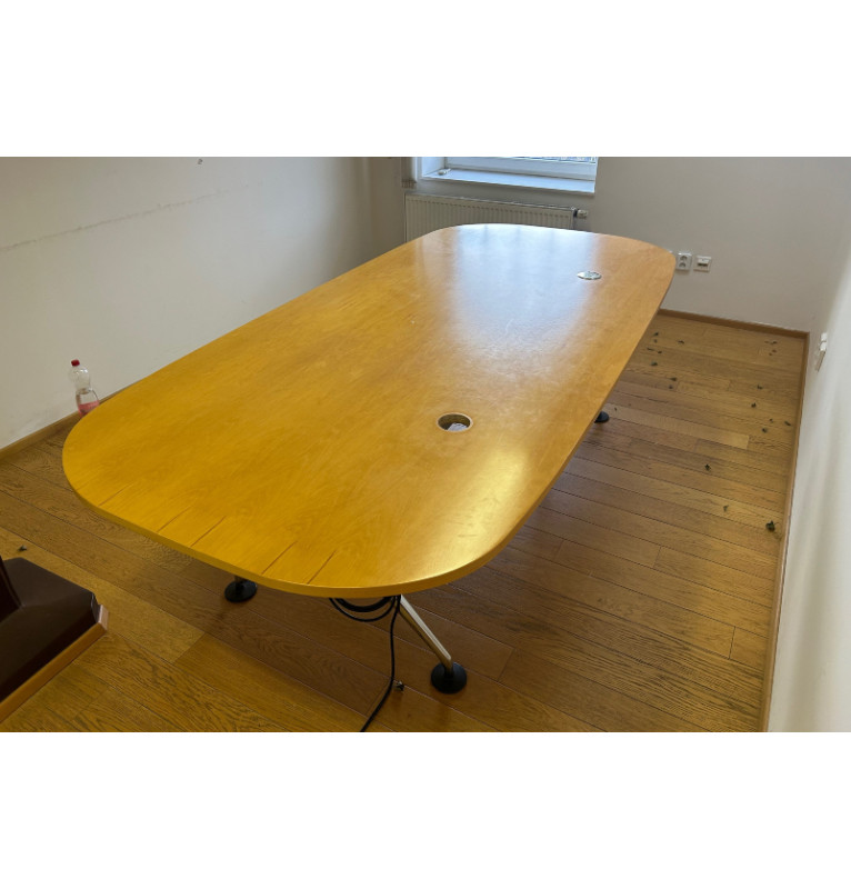 Kancelársky zasadací oválny stôl - dekor buk