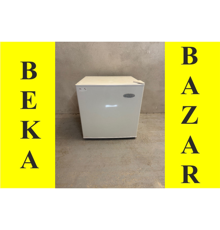 Malá bílá lednice - značka TCCO