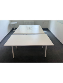 PC nebo přísedící stůl - bílý dekor Ikea