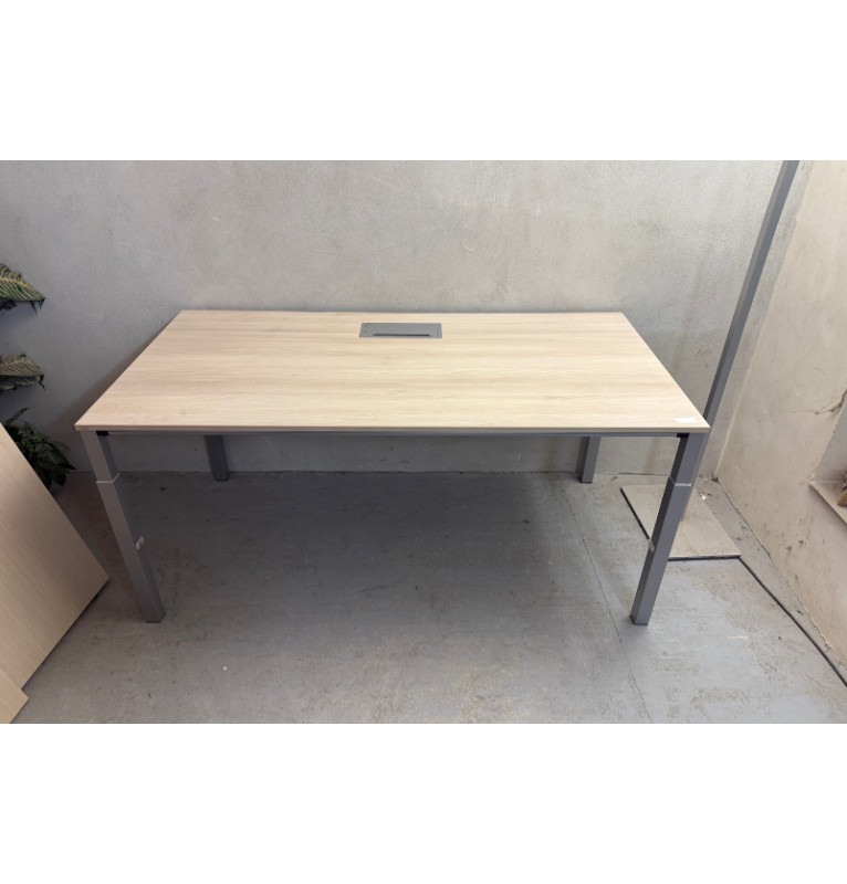 Kancelársky PC stôl Sedus - dekor agát