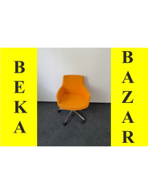 Kancelářské přísedící křeslo žluté barvy