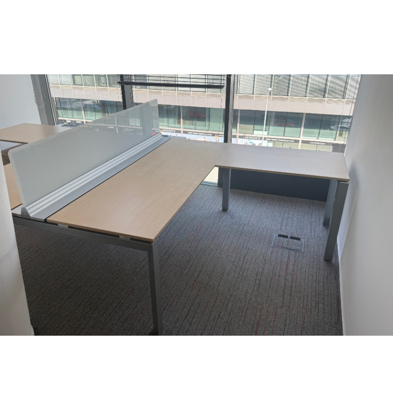 Kancelársky dvojstôl do L - svetlý dekor