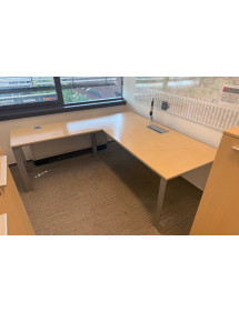 Kancelářský pc stůl L - světlý dekor + elektrika