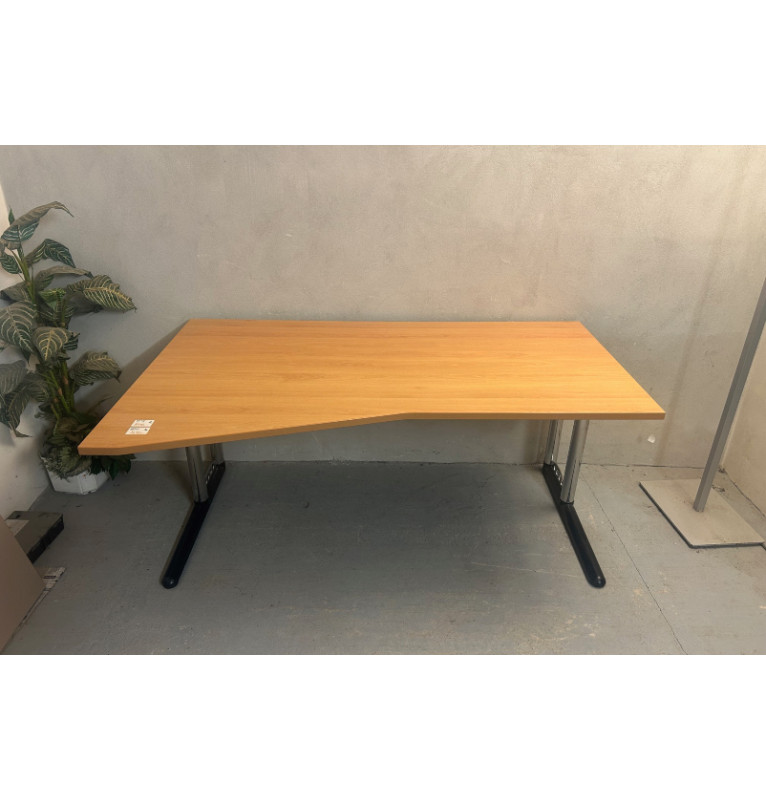 Kancelářský PC stůl zkosený , Werndl - dekor buk