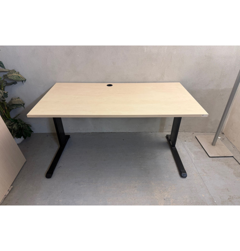 Kancelársky PC stôl - svetlý dekor