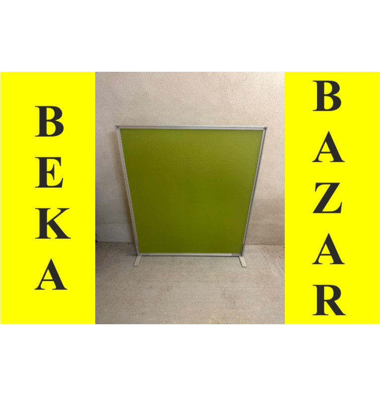 Volně stojící paravan - zelená barva