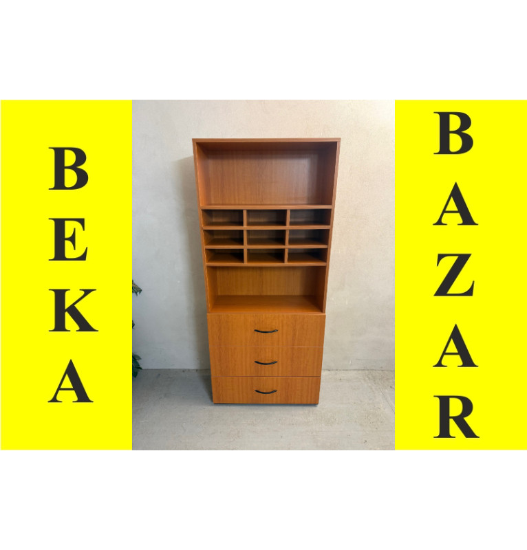 Dělená skříň - dekor třešeň