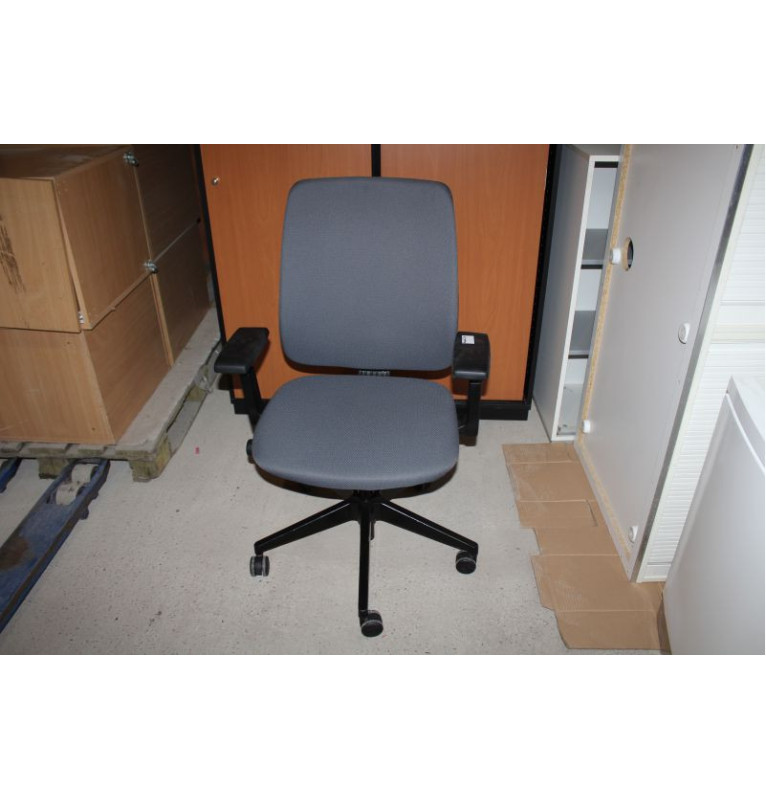 Kancelářská židle Haworth kolečková