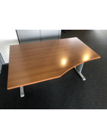 Kancelářský zkosený stůl Las Mobili