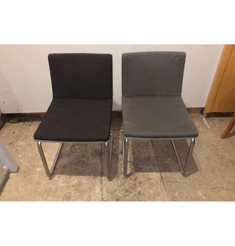 Kancelářská pérová židle šedá a černá
