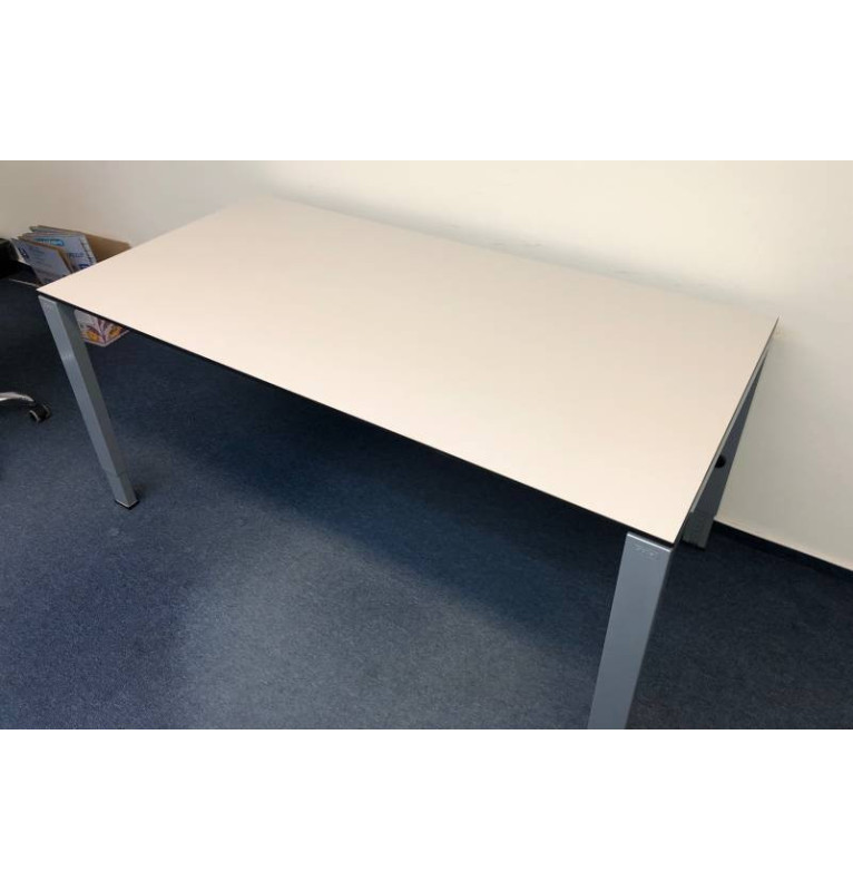 Kancelársky PC stôl Gispen - biela farba