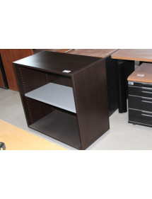 Regálová skříňka značky Steelcase