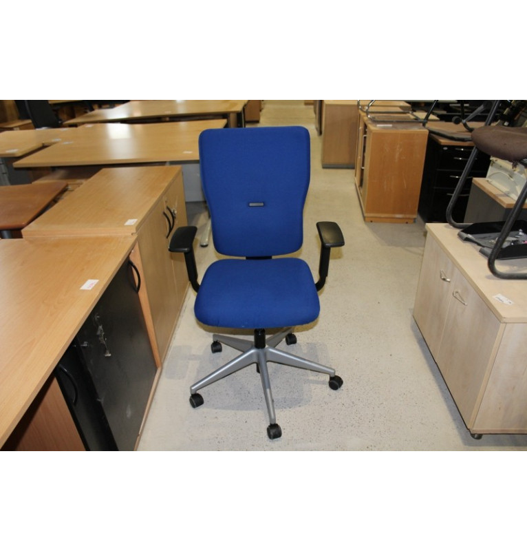 Kancelárska koliesková stolička Steelcase